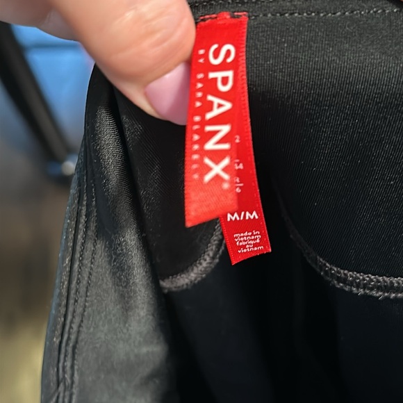 Spanx Black Faux Leather Leggings Medium M VGUC - Picture 5 of 6